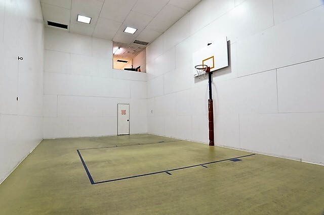 Building Photo - 211 E Ohio St