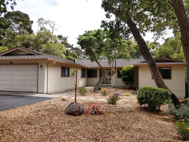 Building Photo - 1052 Sawmill Gulch Rd