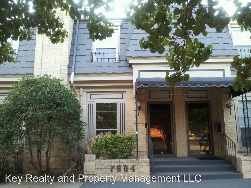 Primary Photo - 3 br, 3 bath House - 7904 Lakehurst Dr