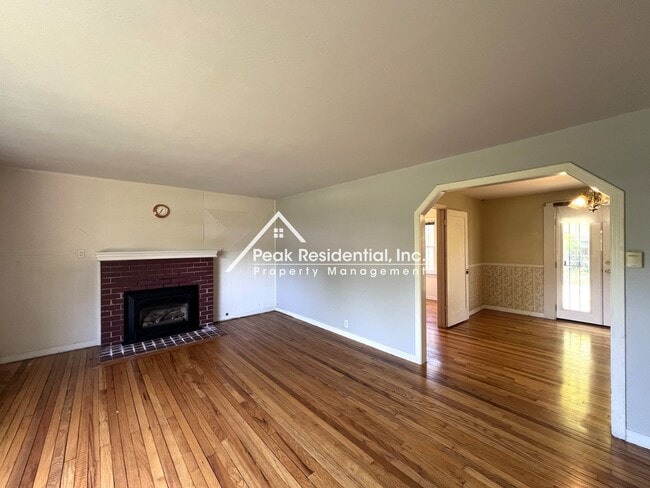 Building Photo - Charming 3bd/2ba North Sacramento House