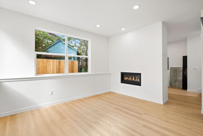 Foto del edificio - 142 N 82nd St