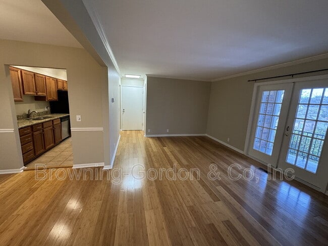 Photo - 5025 Hillsboro Pike Apartment