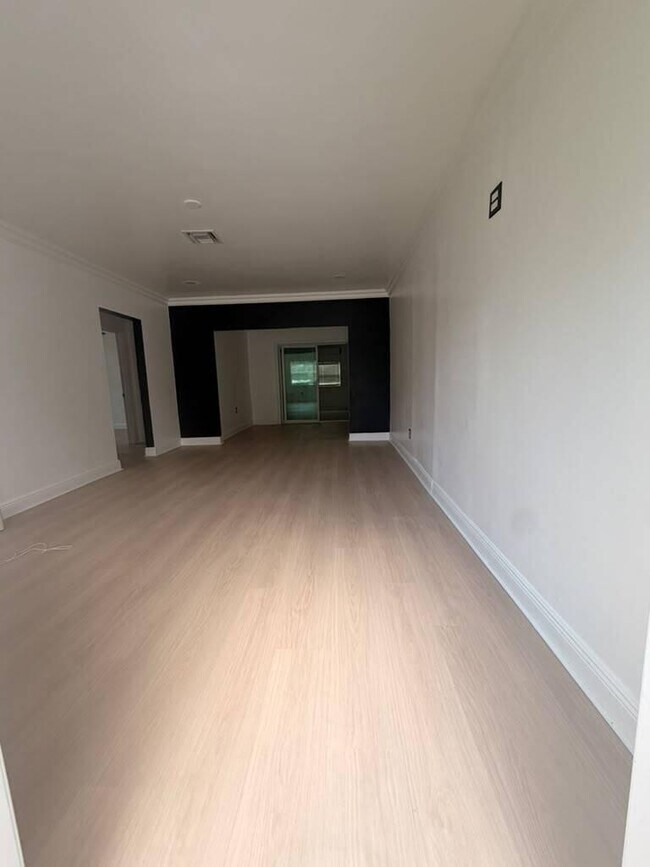 Foto del edificio - 905 S L St