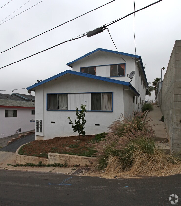 Foto del edificio - 6145 Toltec Way