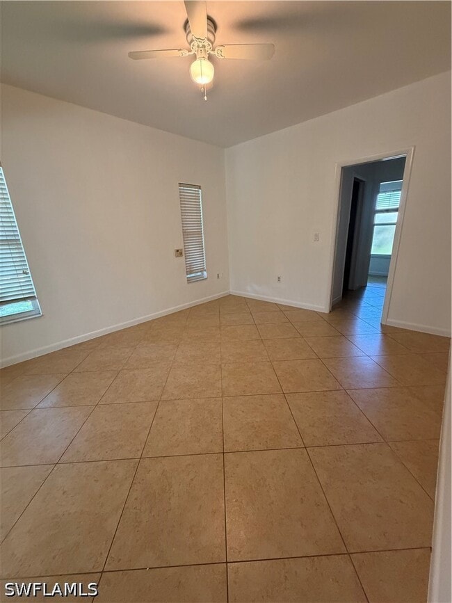 Building Photo - 202 Pinehurst Cir