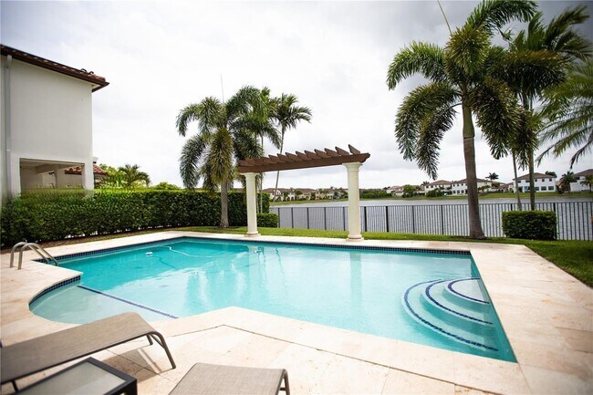 Foto del edificio - 3492 NW 82nd Dr