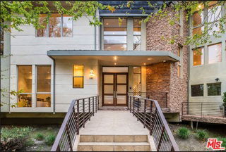 Building Photo - 3685 Mandeville Canyon Rd