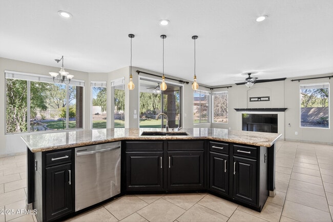 Foto del edificio - 4302 E Mossman Rd