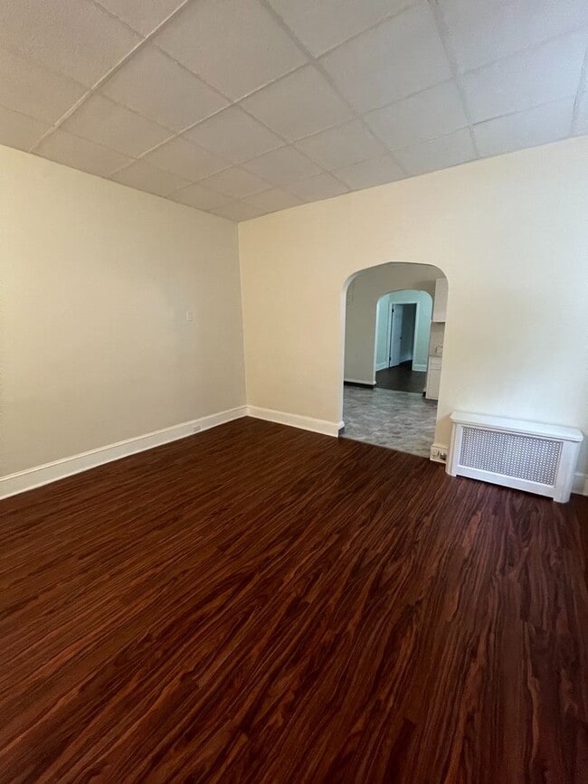 Building Photo - 1121 Tasker St