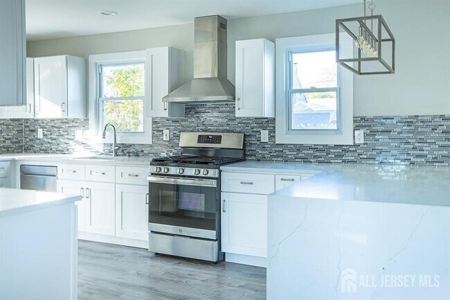 Foto del edificio - 213 Summerhill Rd