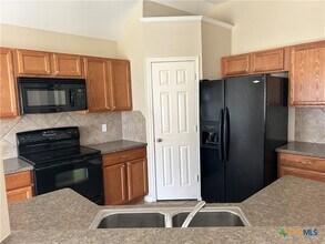 Building Photo - 5623 Fair Hill Dr