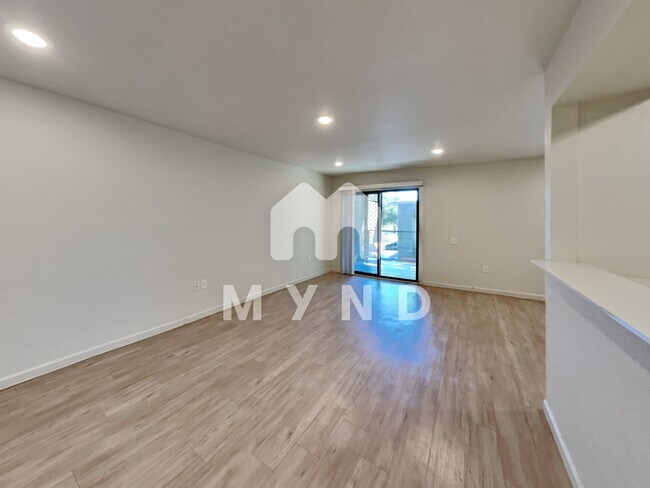 Foto del edificio - 1130 Babcock Rd Unit 104