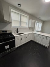 Building Photo - 1110 W Marquette Rd