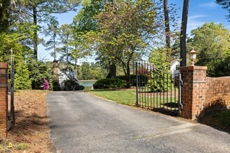 Building Photo - 1216 Lawrence Grey Dr