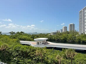 Building Photo - 4200 N Ocean Dr