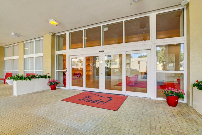 Foto del edificio - 1551 N Flagler Dr