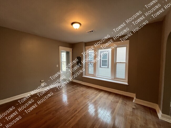 Foto del edificio - 2342 Seneca St