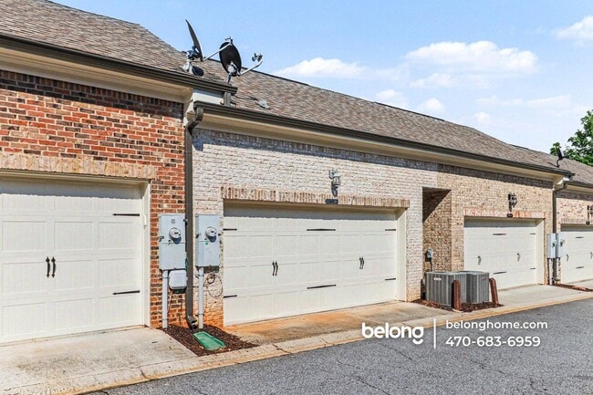 Foto del edificio - 8005 Pierpoint Ln