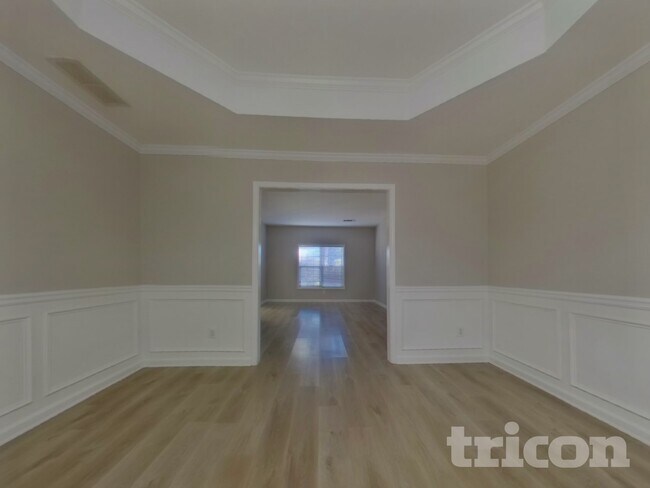 Foto del edificio - 890 Georgian Hills Dr