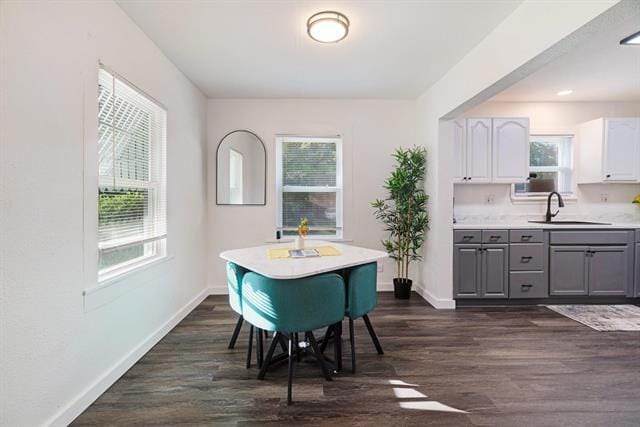 Building Photo - 660 16th NE