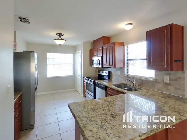 Foto del edificio - 2337 Hawthorne Rd