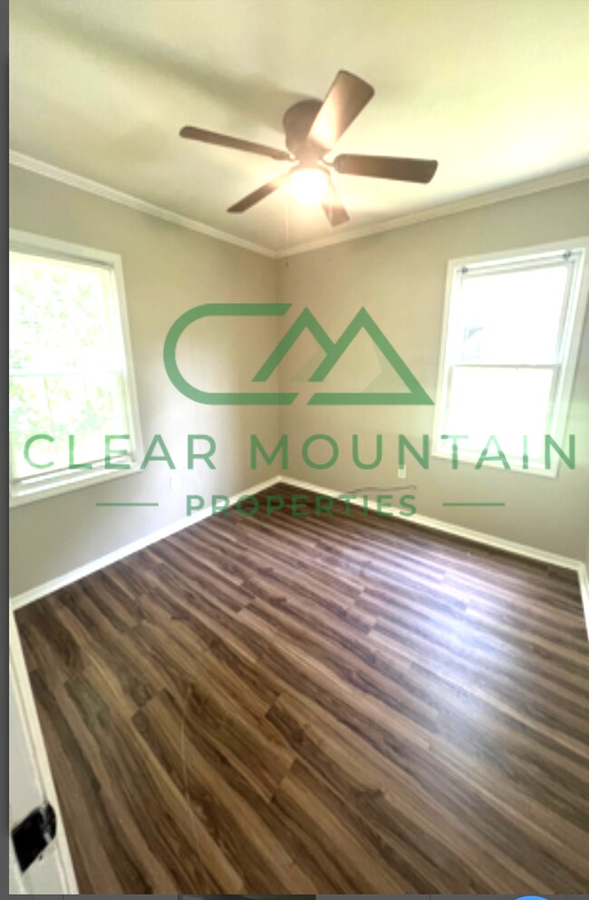 Foto del edificio - Newly Renovated 2 bedroom / 1 bathroom Tow...