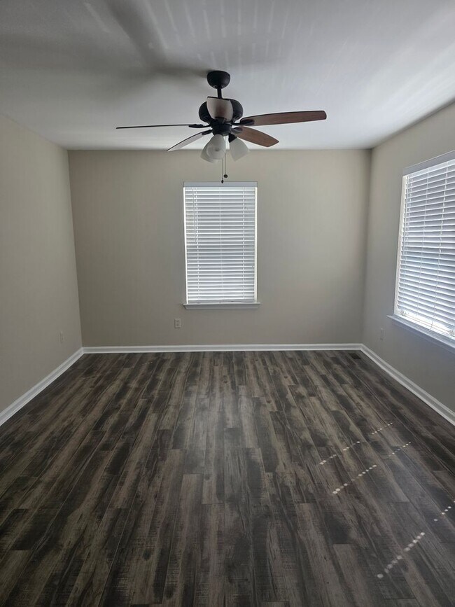 Foto del edificio - Blairville Court