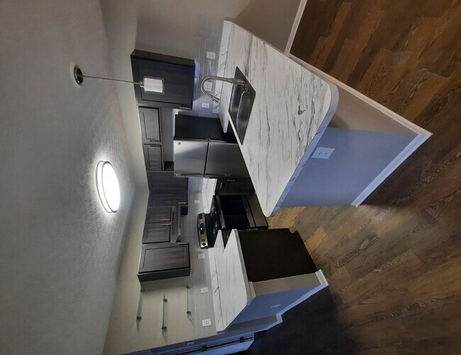 Interior Photo - Estates at Brentwood Lake