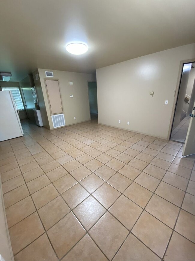 Foto del edificio - 110 W 5th St