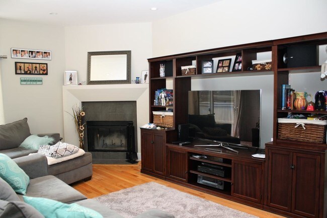 Foto del edificio - 4219 Harrington Ln