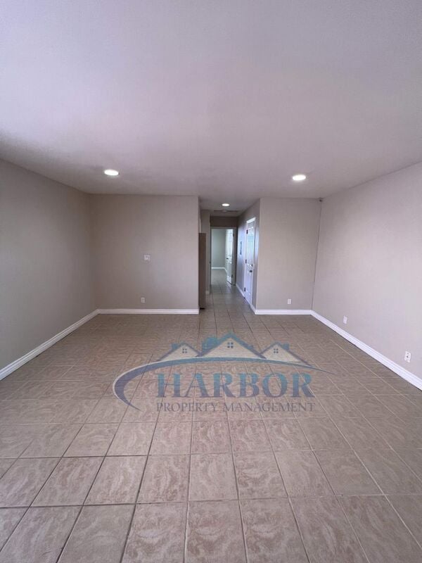 Foto del edificio - 1020-1024 S. Gaffey Street