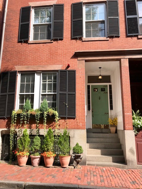 Building Photo - 45 Pinckney St