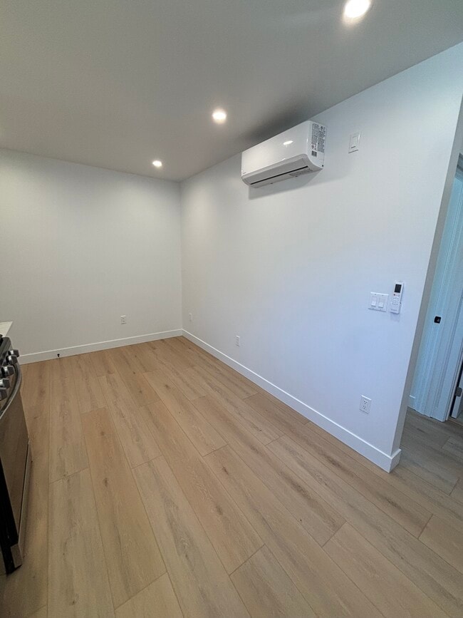 Building Photo - 22026 Velicata St