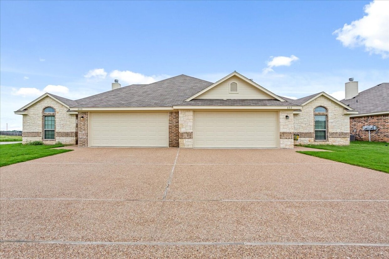 Primary Photo - New Duplex on Hilltop Drive | Midway ISD