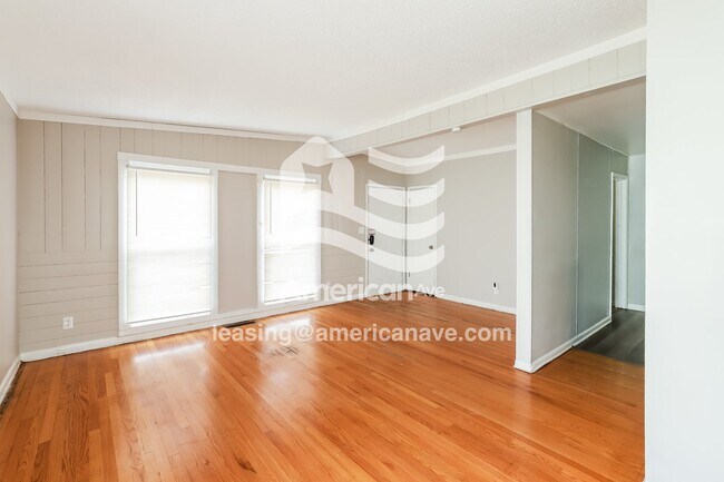 Foto del edificio - 3012 N 34th St