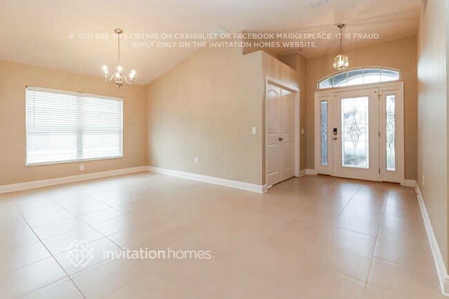 Foto del edificio - 9615 Jaybird Ln