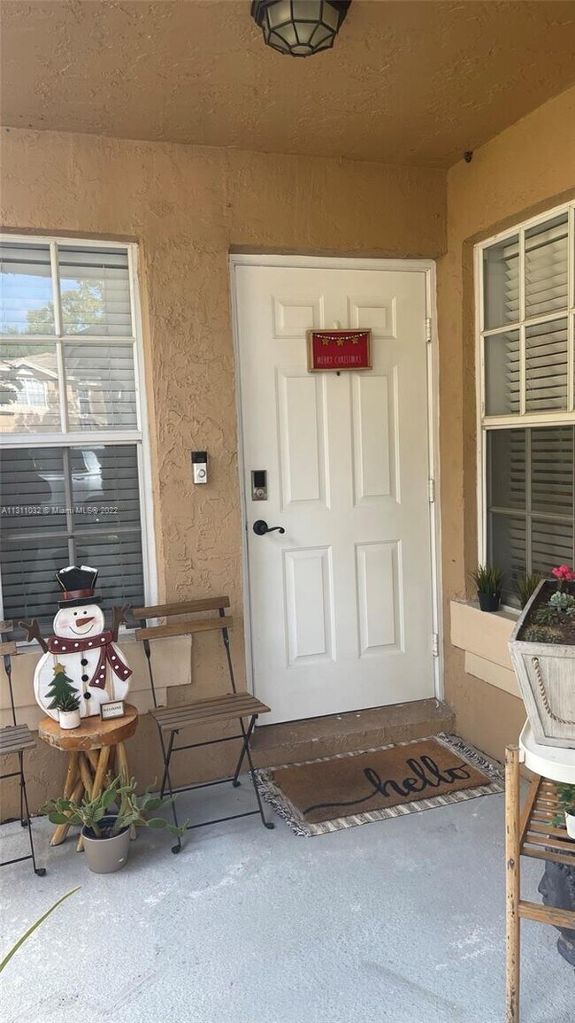 Foto del edificio - 10138  Royal Palm Blvd  401-4 Coral Spring...
