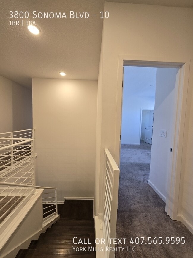 Foto del edificio - 3800 Sonoma Blvd