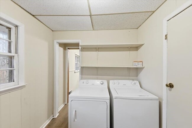 Foto del edificio - 8435 Campbellton Fairburn Rd