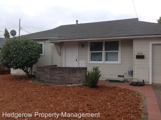 Foto del edificio - 2 br, 1 bath House - 2983 Kilburn Avenue