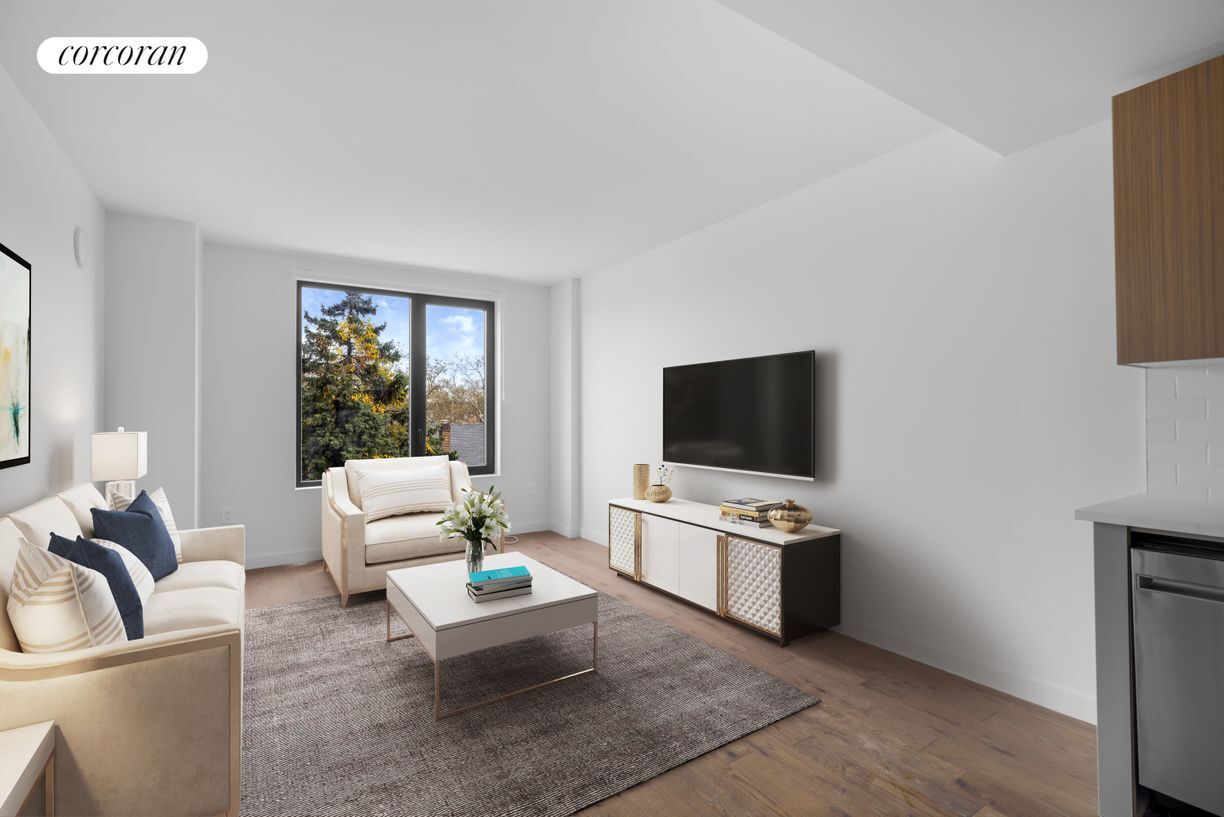 Foto principal - 83-15 Parsons Blvd