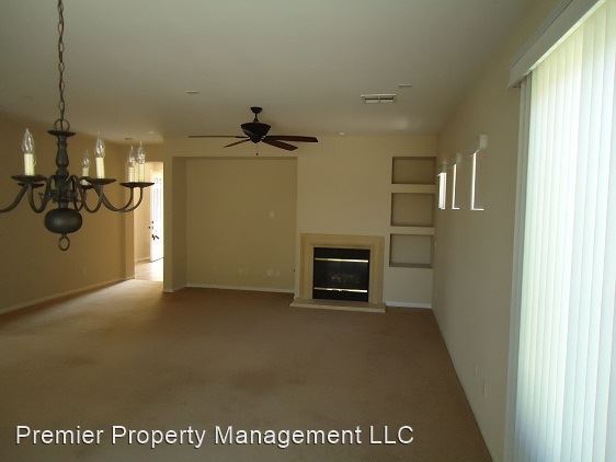 Foto del edificio - 3 br, 2 bath House - 4450 Prada Place