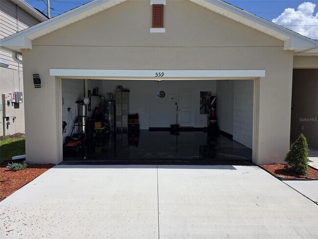 Building Photo - 559 Wayland Dr