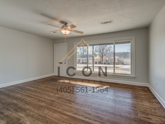 Photo - 3237 NW 44th St House