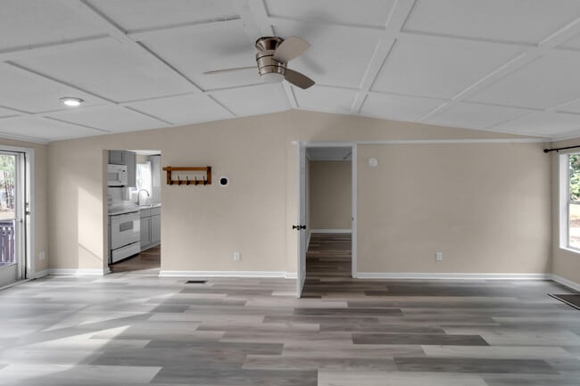 Building Photo - 1964 Adams St