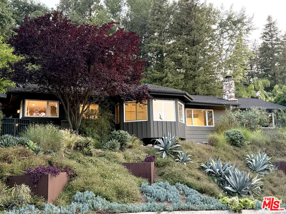 Foto principal - 11064 Wrightwood Ln