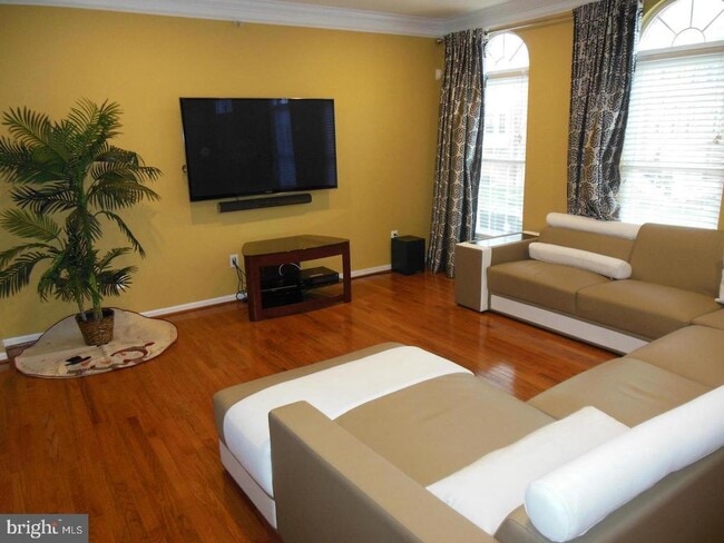 Building Photo - 25838 Norrington Square