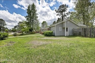 Building Photo - 107 Millhouse Rd