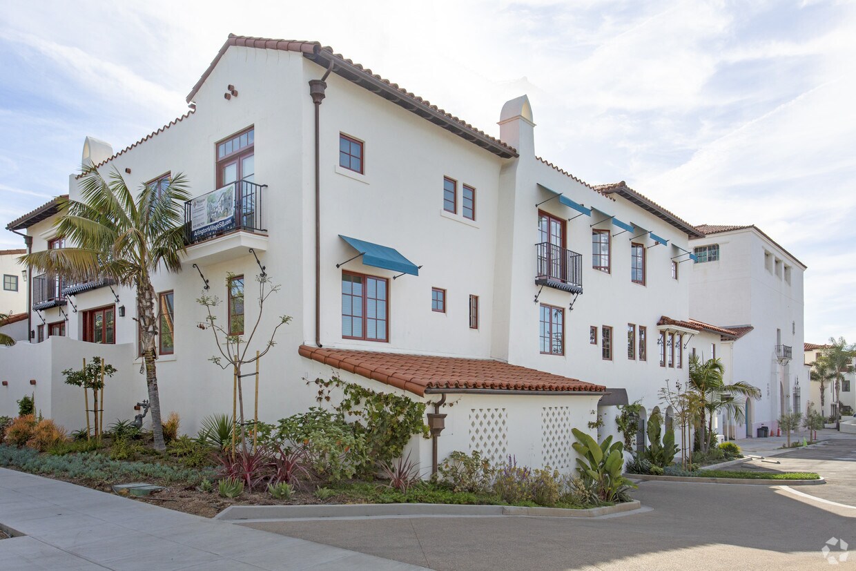 Arlington Village Apartments Santa Barbara Ca Apartments Com