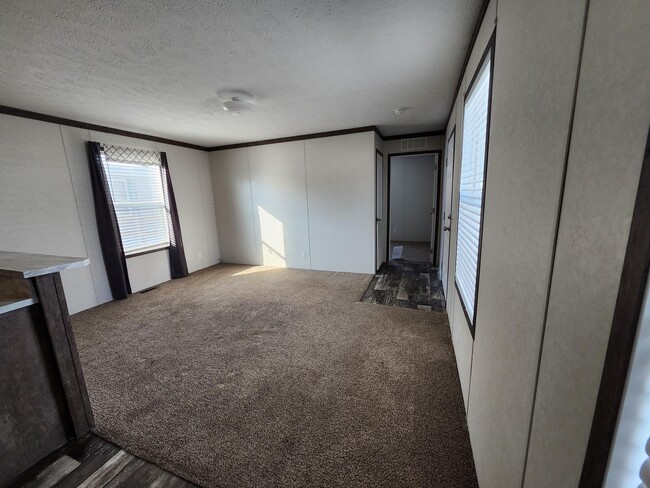 Building Photo - 3660 S Lapeer Rd